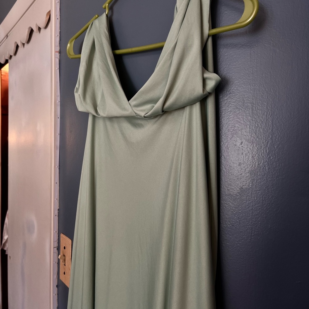 Infinity Dress - Picture 3 of 3